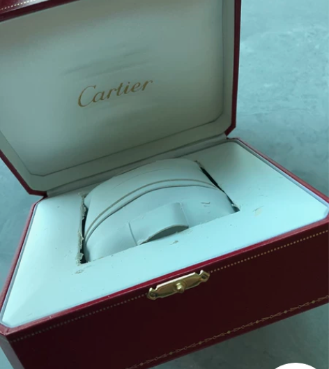 卡地亚手表盒子 闲置,平时手表不装盒里~ ...