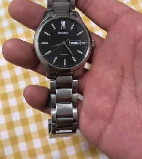 男士手表 正品雷诺机械表，走时准，九成新。...