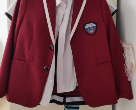 南金校服，单件西服上衣。150尺码。几乎全...