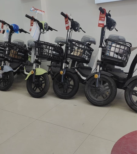 哈啰智能电动车，丢车包赔 感兴趣的话点“我...