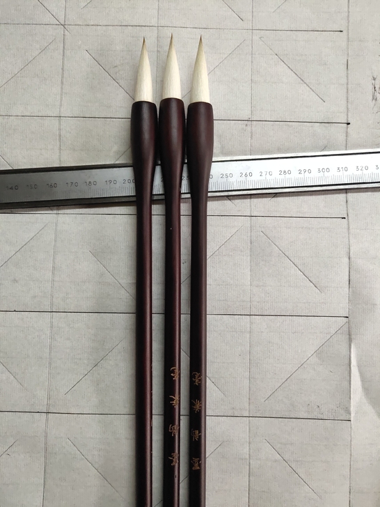 墨韵兼毫，出锋3.7.非常好用的一款毛笔，