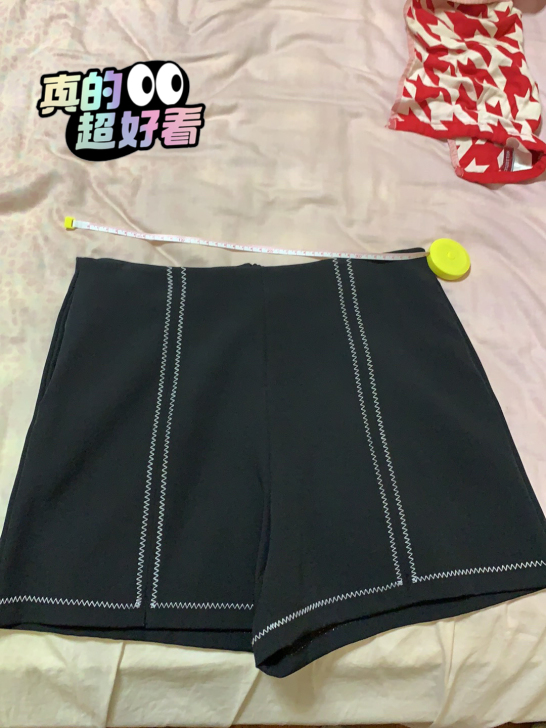 黑色西装料短裤，买大了穿不了，腰围在39#...