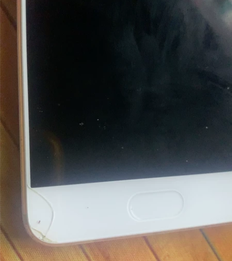 华为P10p 左下微微磕碰 感兴趣的话点“...