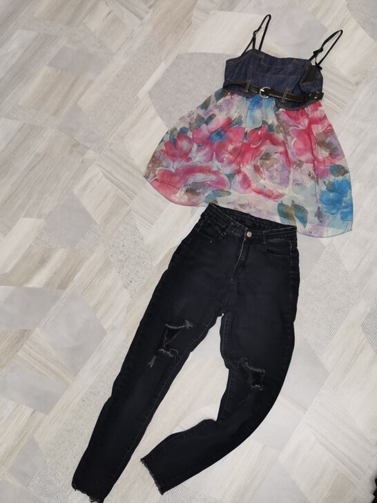 z高腰紧身漏洞黑牛仔小脚裤女 弹力显瘦长裤