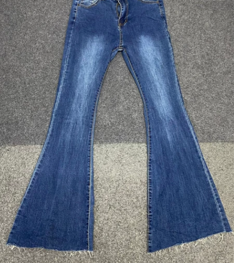 高腰阔腿喇叭牛仔裤 版型无敌 超显腿细！！...
