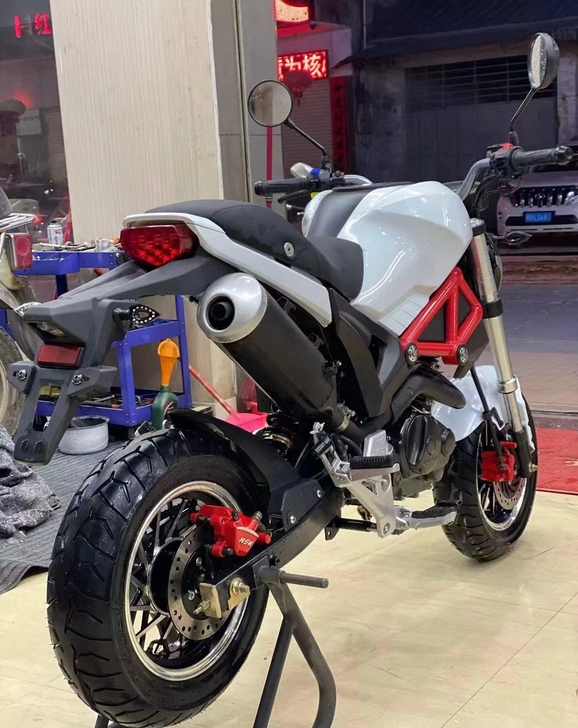 全新公路赛车二手摩托车精品车本田，铃木，雅...