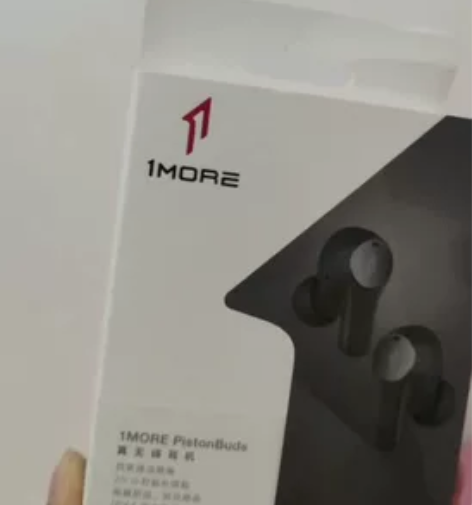 小米万魔无线耳机260左右买的200出全新...