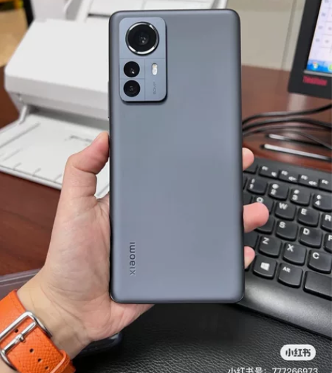 小米12 黑色 8+256G 98新【准新...