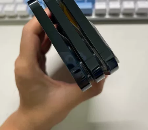 iPhone 12 pro max   1...