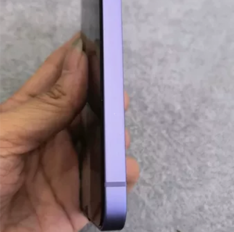 12国行64G.全原靓机，有轻微的使用痕迹...