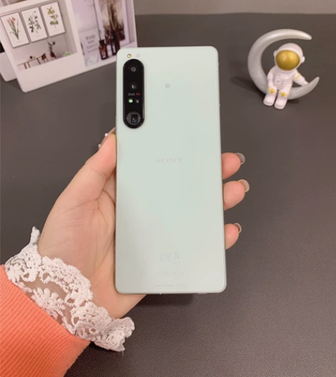 5G智能微单手机!索尼Xperia1IV冰...