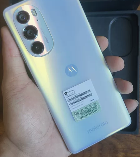 摩托罗拉moto edge X30 琼台雪...