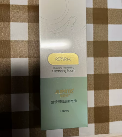 绽美娅洁面 【全新未拆封】舒缓润肌洁面泡沫...