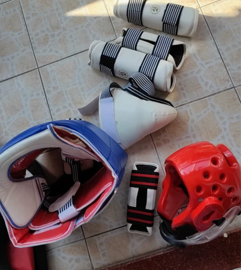 跆拳道护具60元原价288元买用了十几次 ...