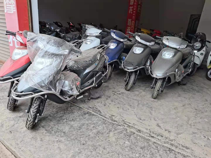 全新五羊电动车处理了