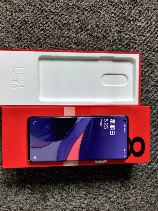 一加8pro  黑镜   8+128  5...