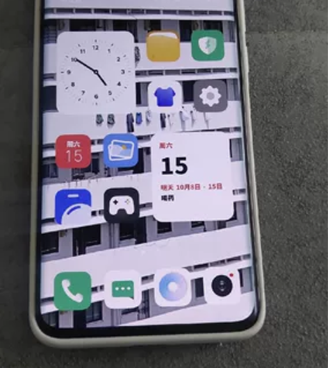 魅族18白色8+128换过原装前置因为进灰...