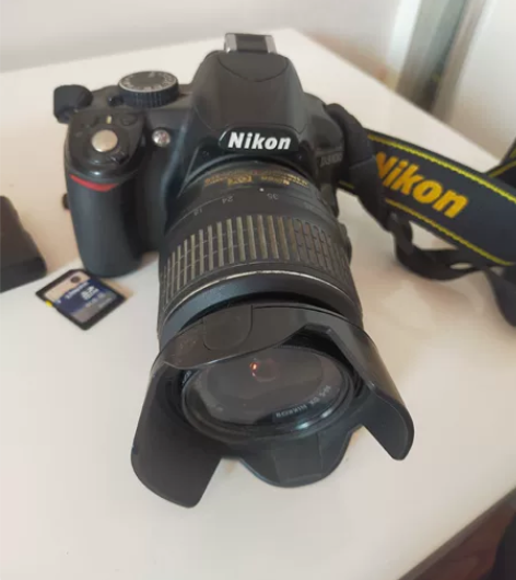 尼康d3100入门单反套机,配18-55v...