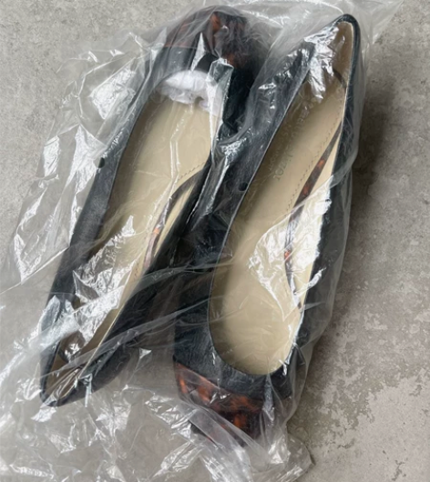 全新单鞋 实体店购买 怀孕之后脚穿不上了 ...