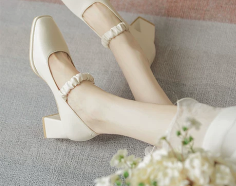 玛丽珍鞋2021年春季新款百搭方头晚晚鞋温...