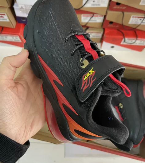 特步30码内长185 感兴趣的话点“我想要...