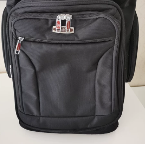 旅行拉杆箱，9成新，35*22*47   ...