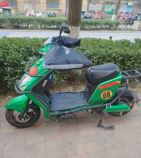 台铃电动车，小酷鹰外卖车。60v60A续航...