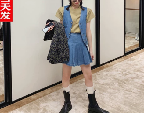 MONA 洋气夏季时尚减龄显瘦复古港风休闲...