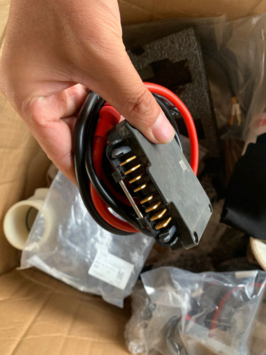 极飞xp2020飞机尾插 原厂全新件，出售...