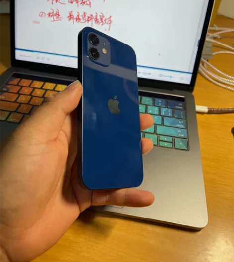 iPhone 12 128g 国行版本 一...