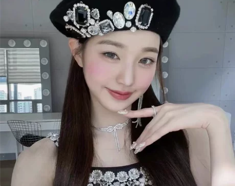 贝雷帽 贝雷帽黑色张元英水钻女小头围