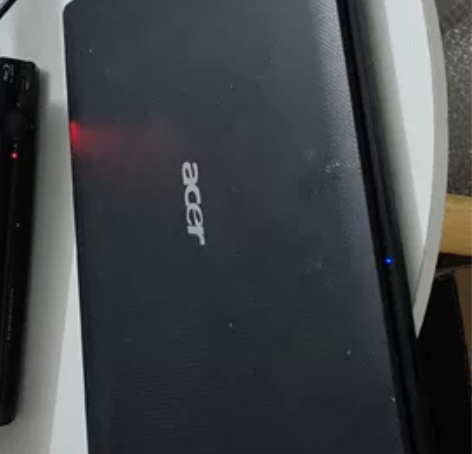 出售宏基二手笔记本电脑 放在角落一直没怎么...