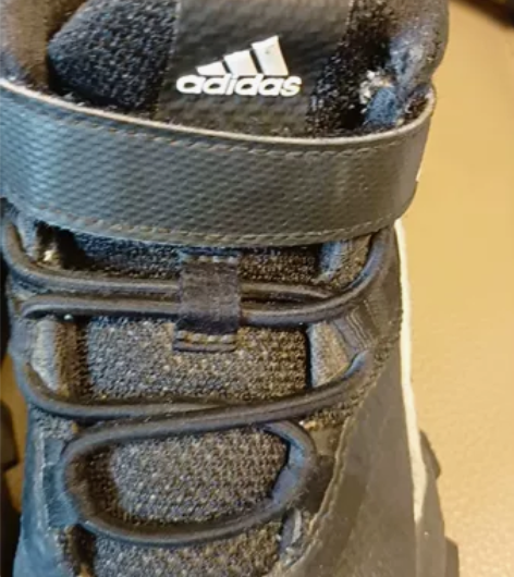 阿迪男童高帮运动鞋 秋冬款 31码，具体尺...