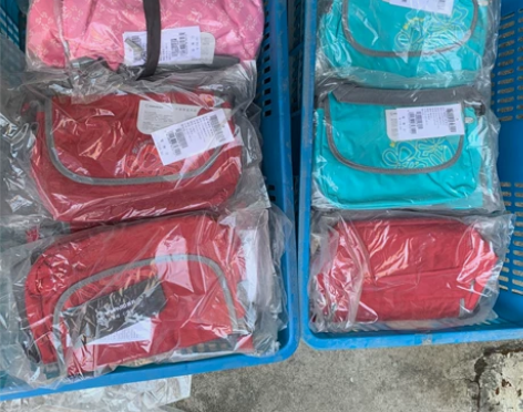 威豹单肩背包斜挎包女士男士小包 处理款 拉...