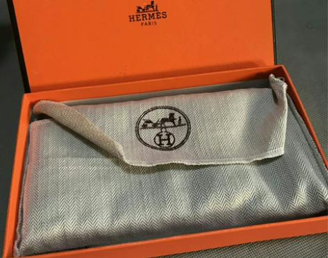 HERMES真皮女士钱包 复古色 深蓝 薄...