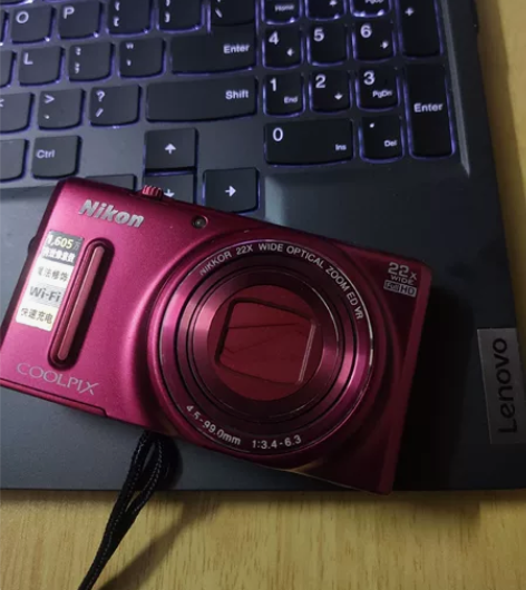 ?因为有一台单反了，出售一台尼康s9600...