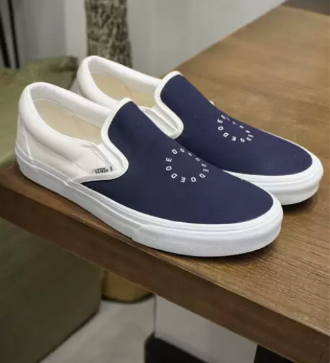 42.5码 Vans Classic Sl...