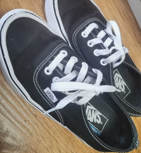 Vans超轻经典 37尺码 二手商品，不退...