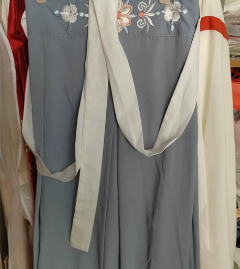 玉术汉服宋制三裥裙裙 s码 标价出，非偏远...