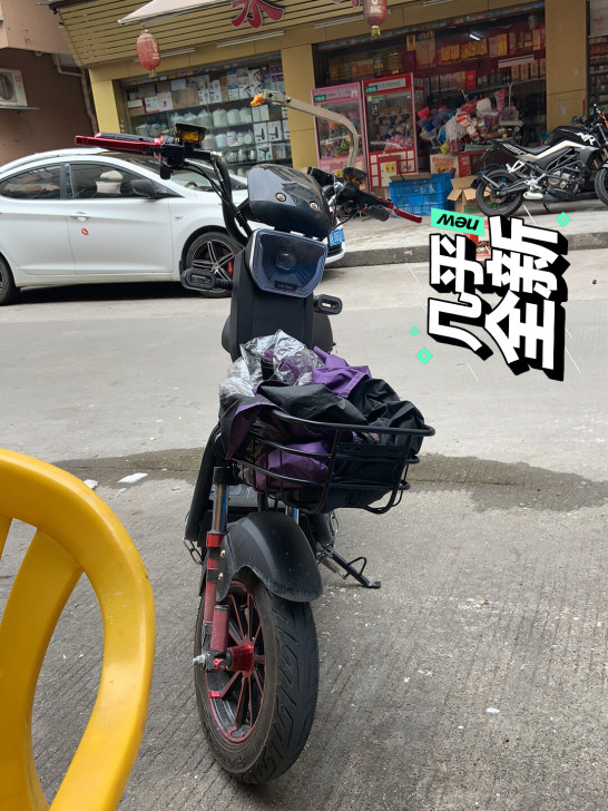 电动车3000两组电池。带走。刚买半个月。...