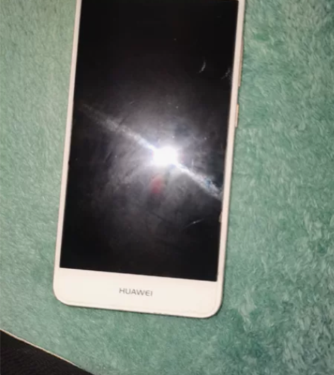 自用手机，华为Nova无更换任何配件，几乎...
