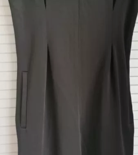 春秋款黑色收腰连体裤 码数  S 垂感版型...