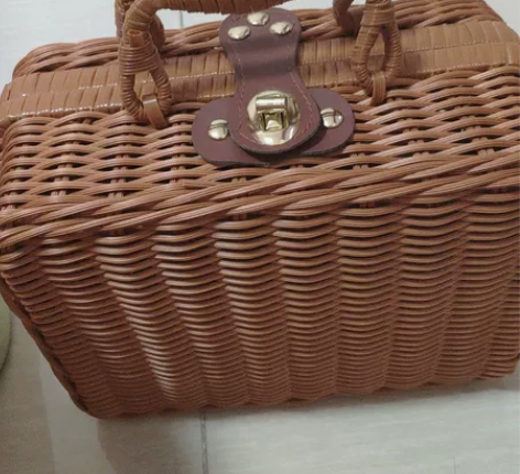 仿藤田园复古胶藤编手提箱收纳箱野餐篮储物箱...