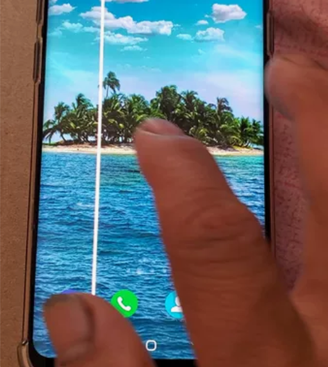 三星S9+6+64g手机，屏幕良好只是有一...