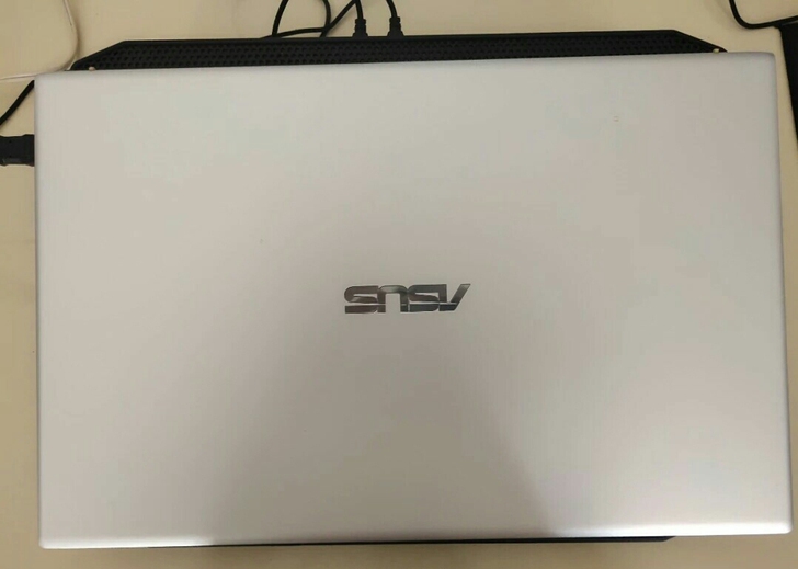 华硕（ASUS)VivoBook15s英特...