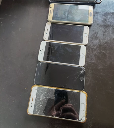 直播下来的苹果华为三星手机看要哪款的联系我...