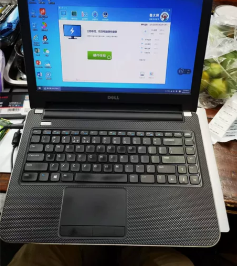 公司处理几台戴尔笔记本电脑，成色非常新，i...