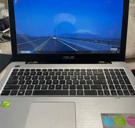 华硕笔记本x556uQk，自己用的边壳丢了...