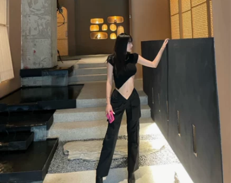 TL辣妹馆 2022春款 显瘦显高神器 V...