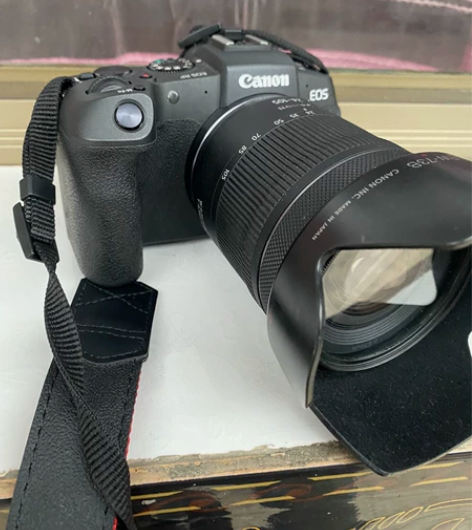 出售一台佳能全画幅RP/24-105。买了...